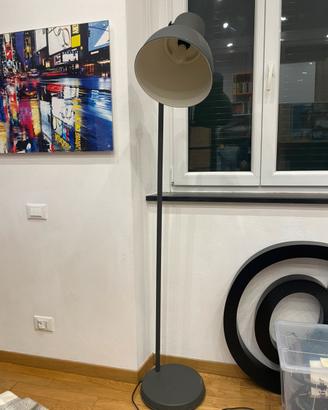 Lampada IKEA HEKTAR da terra stile industriale