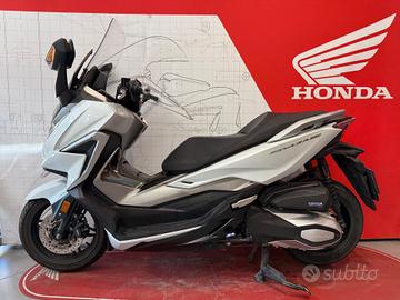 Honda Forza 350