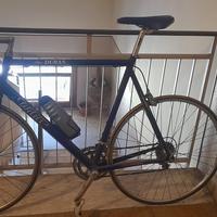 bicicletta da corsa marca WILIER modello TRIESTINA
