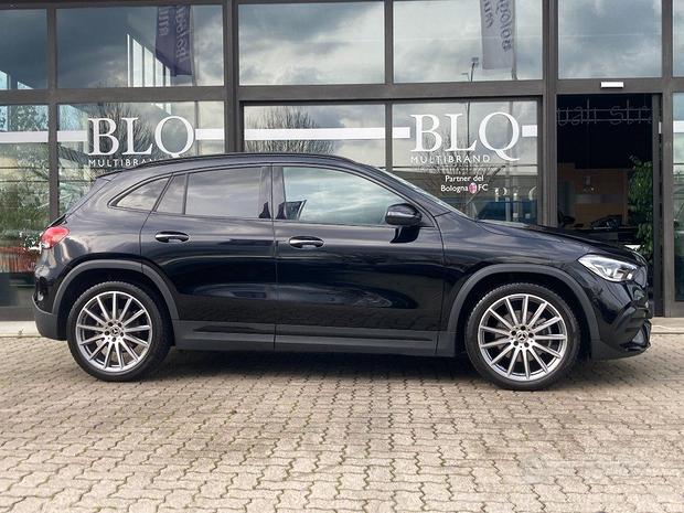 MERCEDES-BENZ GLA 200 d Automatic Premium