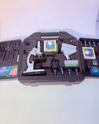 Microscopio Bresser in valigetta con accessori