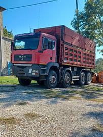 macchina operatrice, targa gialla,8x4,man,legna