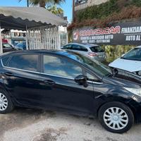 Ford Fiesta 1.6 TDCi 90CV 5 porte DPF Titanium 200