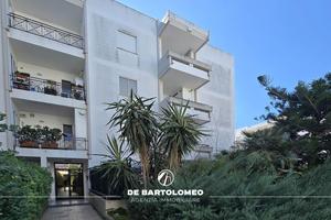 Via canale di sicilia app.to con box e p. auto