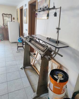 Macchine da maglieria rettilinee