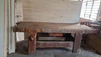Tavolo a Falegname