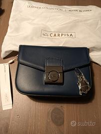Carpisa, borsa pelle blu e acciaio + portachiavi