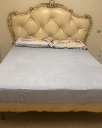 Letto matrimoniale vintage