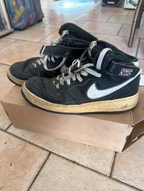 Nike Air Force One, 1982