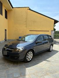 Opel Astra sw