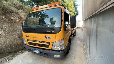 Mitsubishi fuso talaio o carroattrezzi