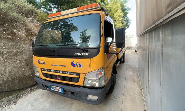 Mitsubishi fuso talaio o carroattrezzi