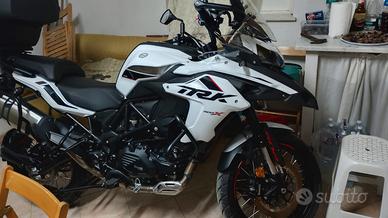 Benelli 502x 