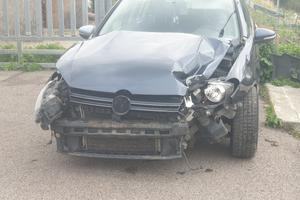 golf 6 incidentata
