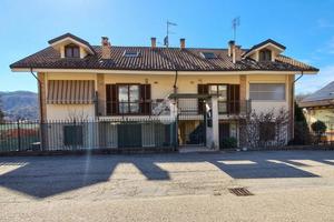 6 LOCALI A CASTIGLIONE TORINESE