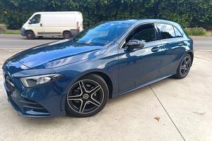 MERCEDES A180 PREMIUM