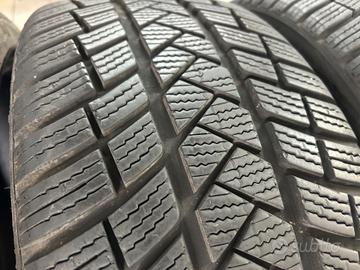 4x 205/40/18 86v vredstein invernali usate