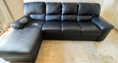 Divani ecopelle rovinati ma struttura ok