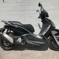 Piaggio Beverly 350