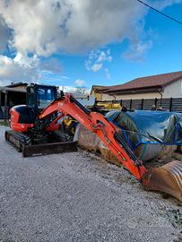 ESCAVATORE KUBOTA U57-4 - 2015 - 4900 ORE