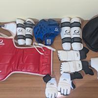 Set di protezioni taekwondo taglia 4 / XL