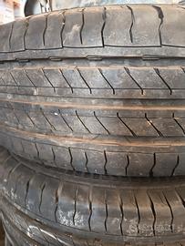cerchi e gomme ford custom 