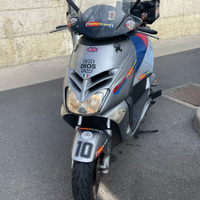 Speciale Aprilia Leonardo 250