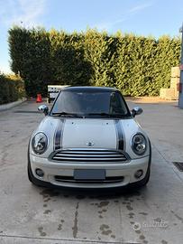 Mini cooper R56 (ONE CHILLI)
