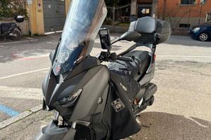X-MAX 125 2022
