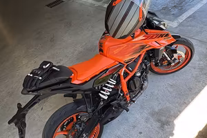 KTM Duke 390 MY2024 - Perfetta - Tagliandata