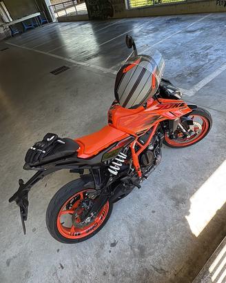 KTM Duke 390 MY2024 - Perfetta - Tagliandata