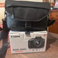 Fotocamera Reflex Canon EOS 2000D + Obiettivo 18-5