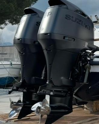 Coppia motori SUZUKI DF 300AP S.L. 150 ore di moto