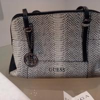 Borsa Guess mai usata con custodia