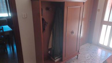 Attaccapanni in legno