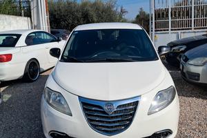 Lancia Ypsilon 1.2 5 porte GPL Platino