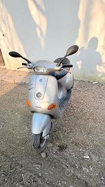 Vespa piaggio