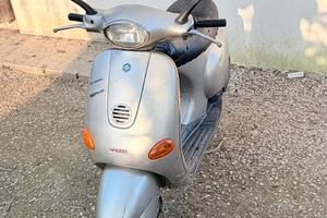 Vespa piaggio