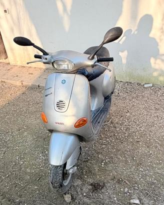 Vespa piaggio