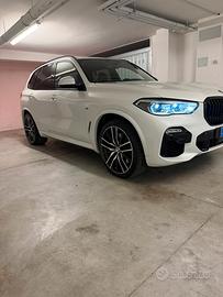 BMW X5 M50d