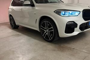 BMW X5 M50d