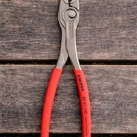 Pinza Knipex 82 01 200