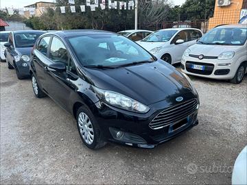 Ford Fiesta 1.4 5 porte Bz.- GPL