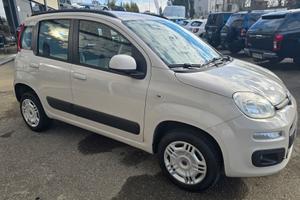 Fiat Panda 0.9 TwinAir Turbo Natural Power Lounge