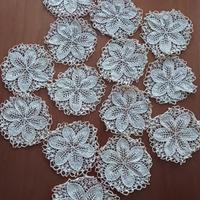 Centrini fatti a mano