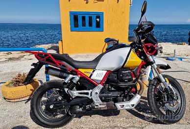 Moto Guzzi V85 TT - 2021