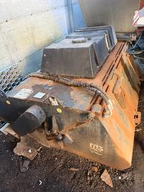 Benna spazzatrice per mini pala