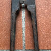 Tenaglia per zoccoli bovini vintage