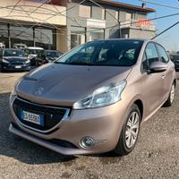 Peugeot 208 1.4 HDi 68 CV 5 porte