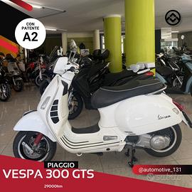 Piaggio Vespa 300 GTS
